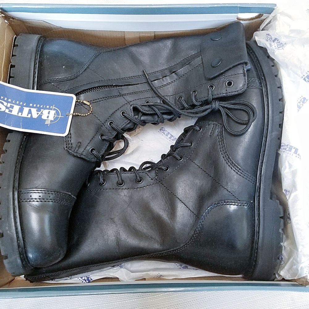 NWT BATES Paratrooper 11" zide zip leather boots